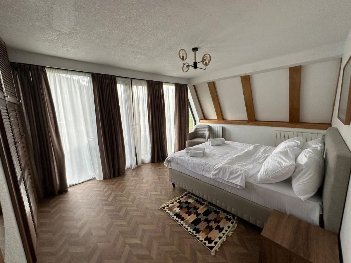 Hotel Karse Ambrolauri Exteriér fotografie