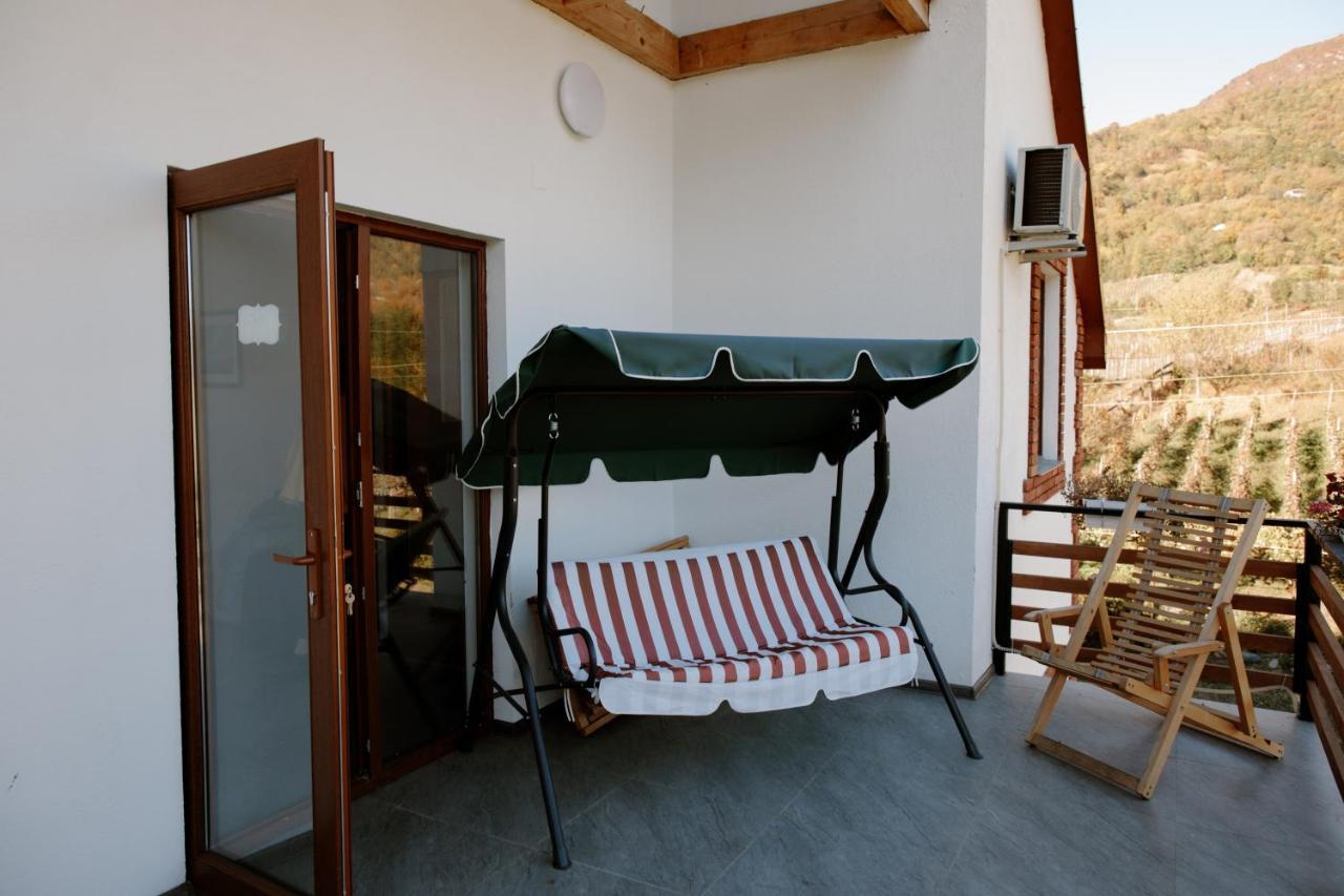 Hotel Karse Ambrolauri Exteriér fotografie